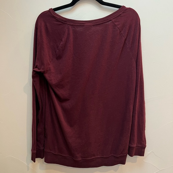 PINK by Victoria’s Secret Long Sleeve Tunic Maroon Knit Top - Picture 2 of 4